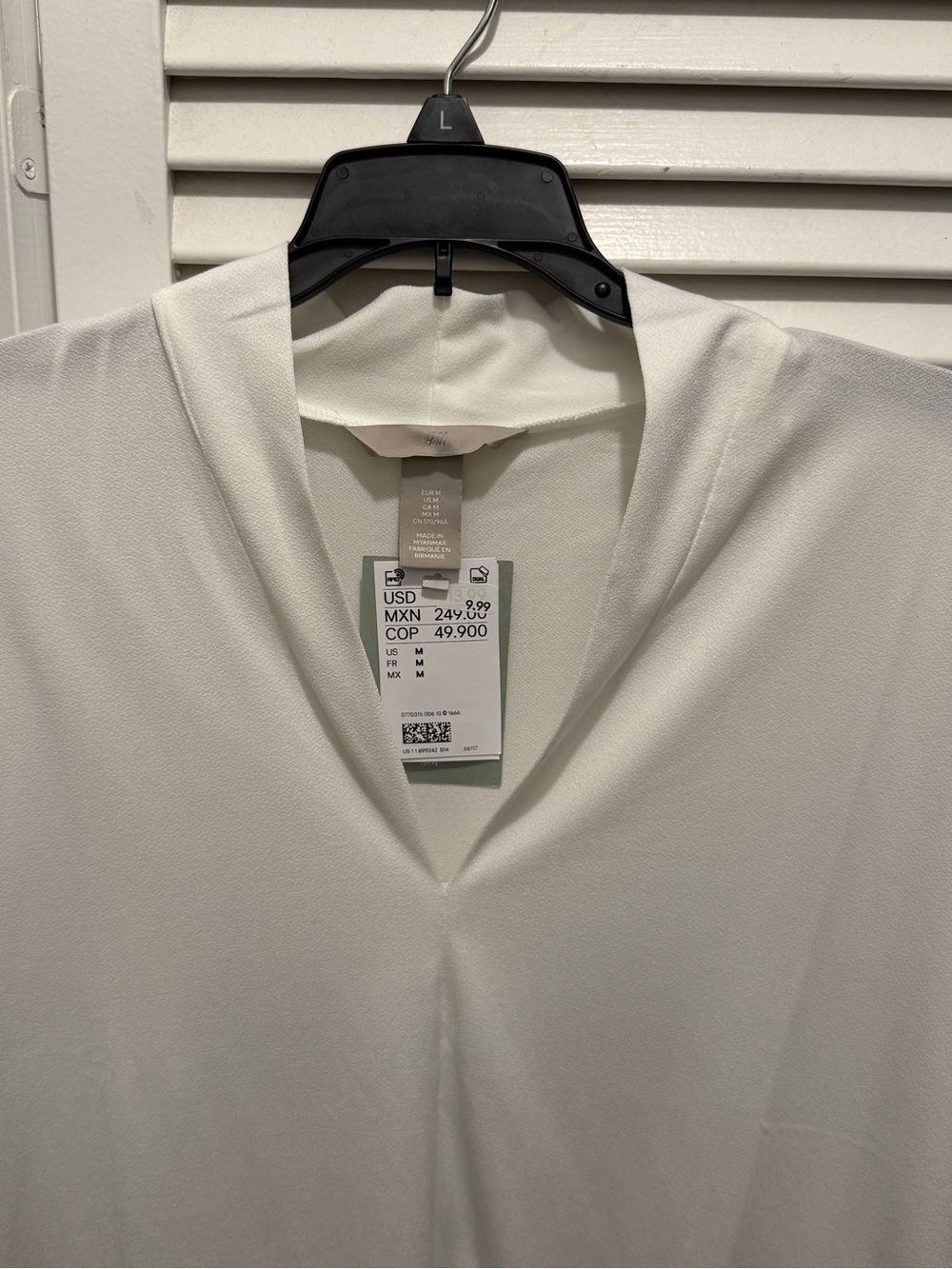 H&M White V-Neck Blouse New with tags